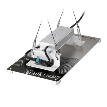LUMii Black Blade LED Lampe 100W pour la croissance
